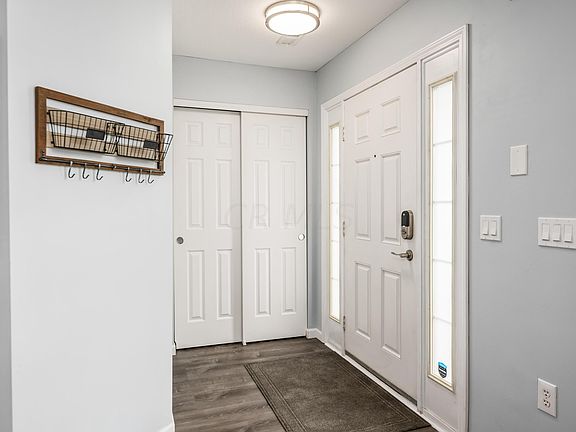 3rd image of 5958 Thunder Gulch Dr #B