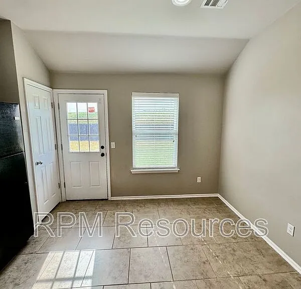 2920 Cider Mill Ln — Photo 13