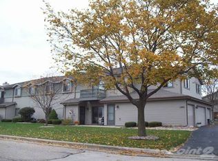 1020 Prairie Dr, Racine, WI 53406