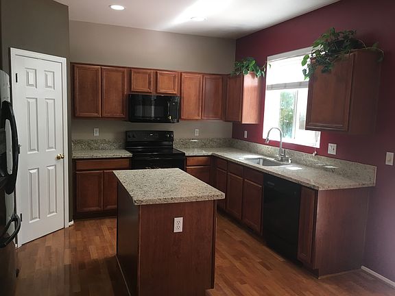 5th image of 2744 Cintoia Dr