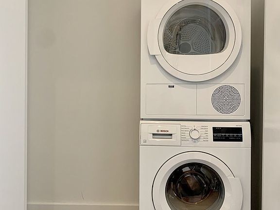 5th image of 482 Halsey St #2