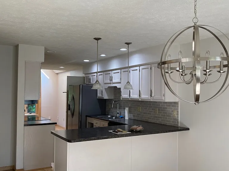 67 Rogers Rd — Photo 3