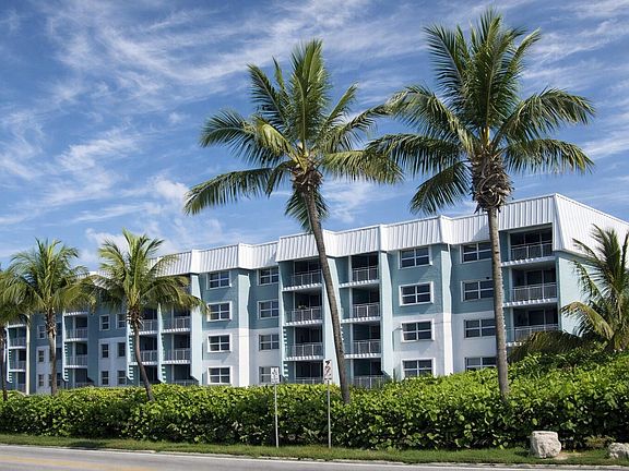 2nd image of 1901 S Roosevelt Blvd APT 401S