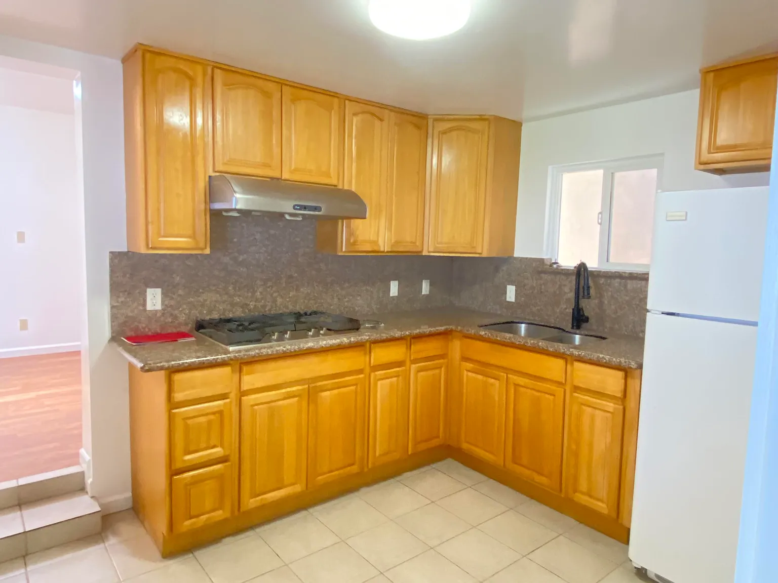 2 bed, 500 sqft, $2,000 — Photo 4