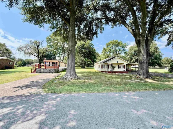 37&51 N Maple St, Boaz, AL 35956
