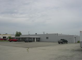 4811 Green Bay Rd, Kenosha, WI 53144