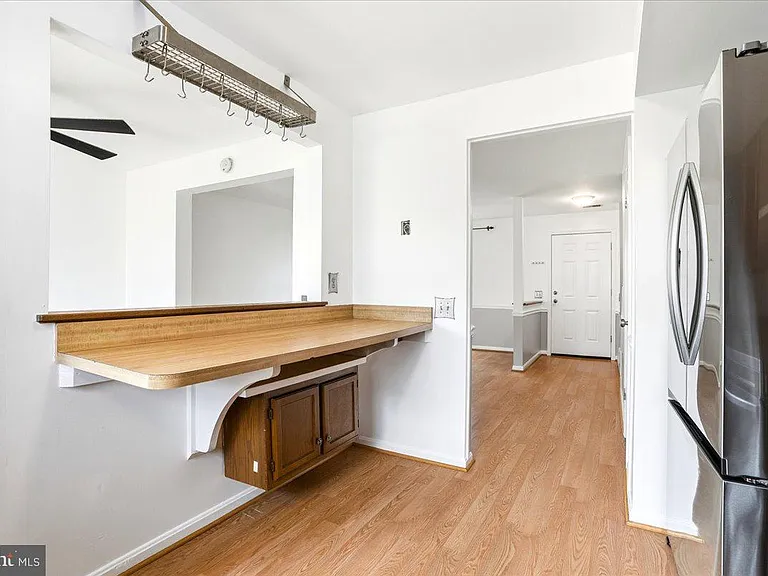 5735 Sunset View Ln — Photo 11