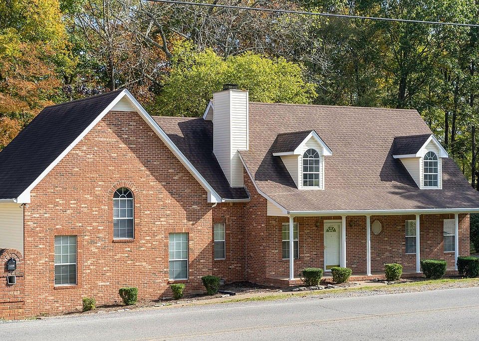 1st image of 106 Lone Oak Dr