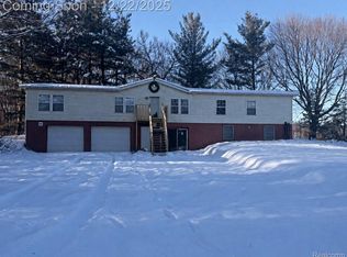 3363 N Branch Rd, North Branch, MI 48461