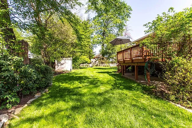 903 Carole Ct SE — Photo 28