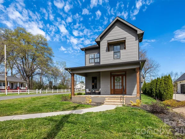 901 Edgemont Ave, Belmont, NC 28012