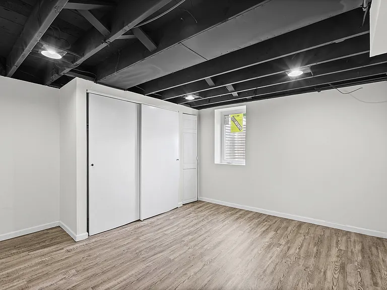 10325 Lookaway Dr — Photo 33