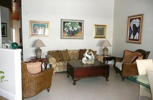 1st image of 609 Almeria Av U #302