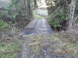 1135 Richardson Rd, Myrtle Creek, OR 97457