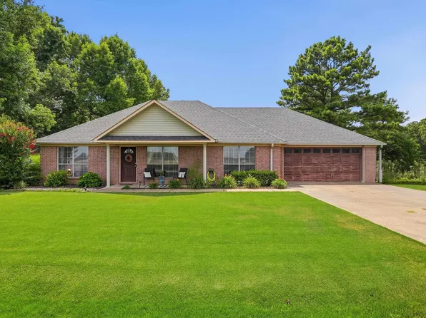 29 N Coker Rd, Vilonia, AR 72173