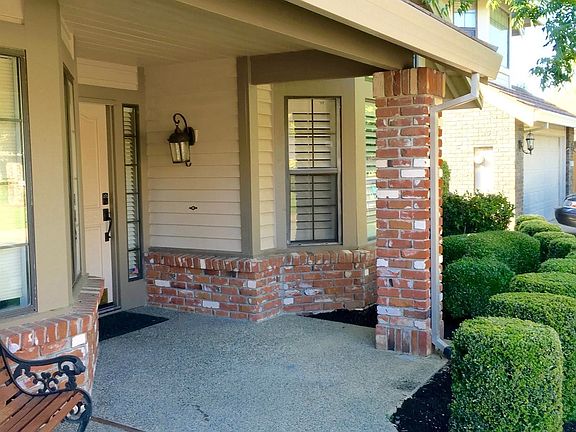2nd image of 11547 Prospect Hill Dr