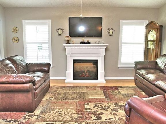 4th image of 13009 Avalon Crest Ct