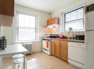 49 Babcock St #A1, Brookline, MA 02446