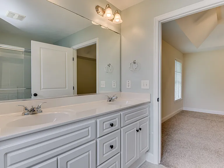 2110 Red Maple Trce — Photo 23