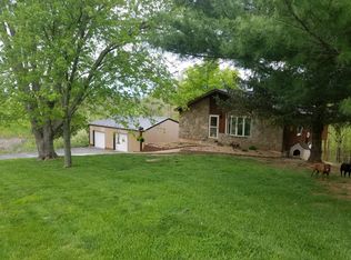 10574 Southfork Rd, Dillsboro, IN 47018