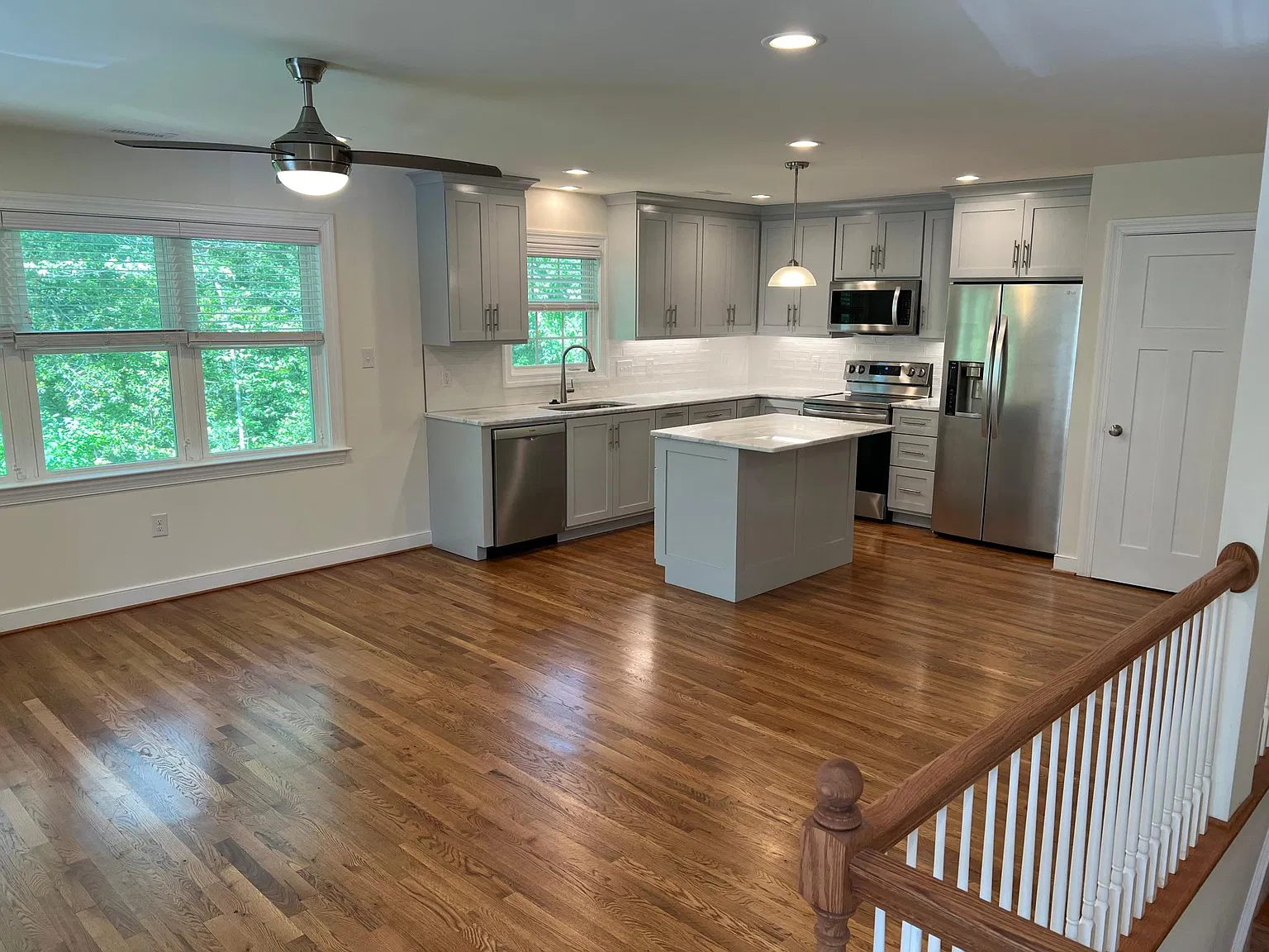 1 bed, 1700 sqft, $2,300 — Photo 3