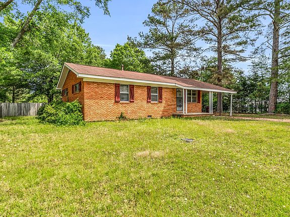 2nd image of 95 Maple Dr
