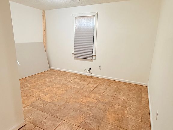 4th image of 2739 Frisco Ave