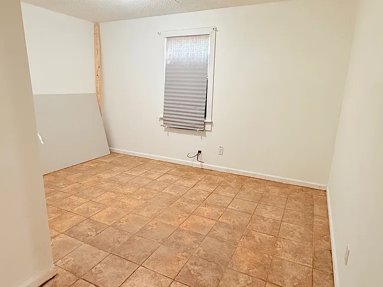 2739 Frisco Ave — Photo 4