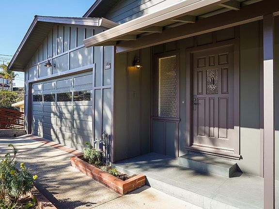 5th image of 2804 Newlands Ave