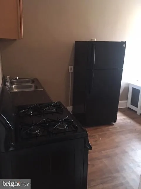 2 bed, 1160 sqft, $895 — Photo 2