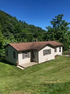 1304 N Fork Rd, Zionville, NC, 28698