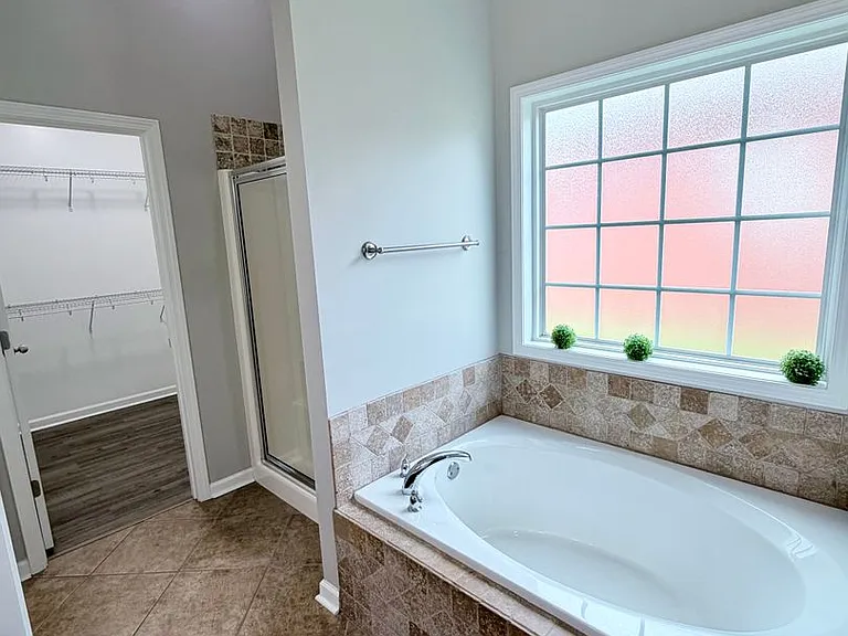 705 Post Oak Way — Photo 12