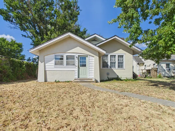824 W Main Street, Cabool, MO 65689