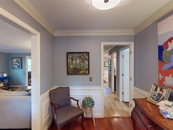 2nd image of 1505 Ballentine Ave
