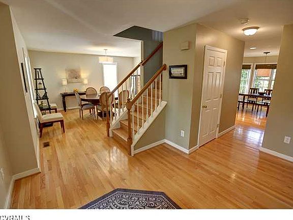 3rd image of 6905 Dartmouth Ave