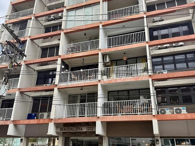 1202 Avenue Magdalena #401-A — Photo 2
