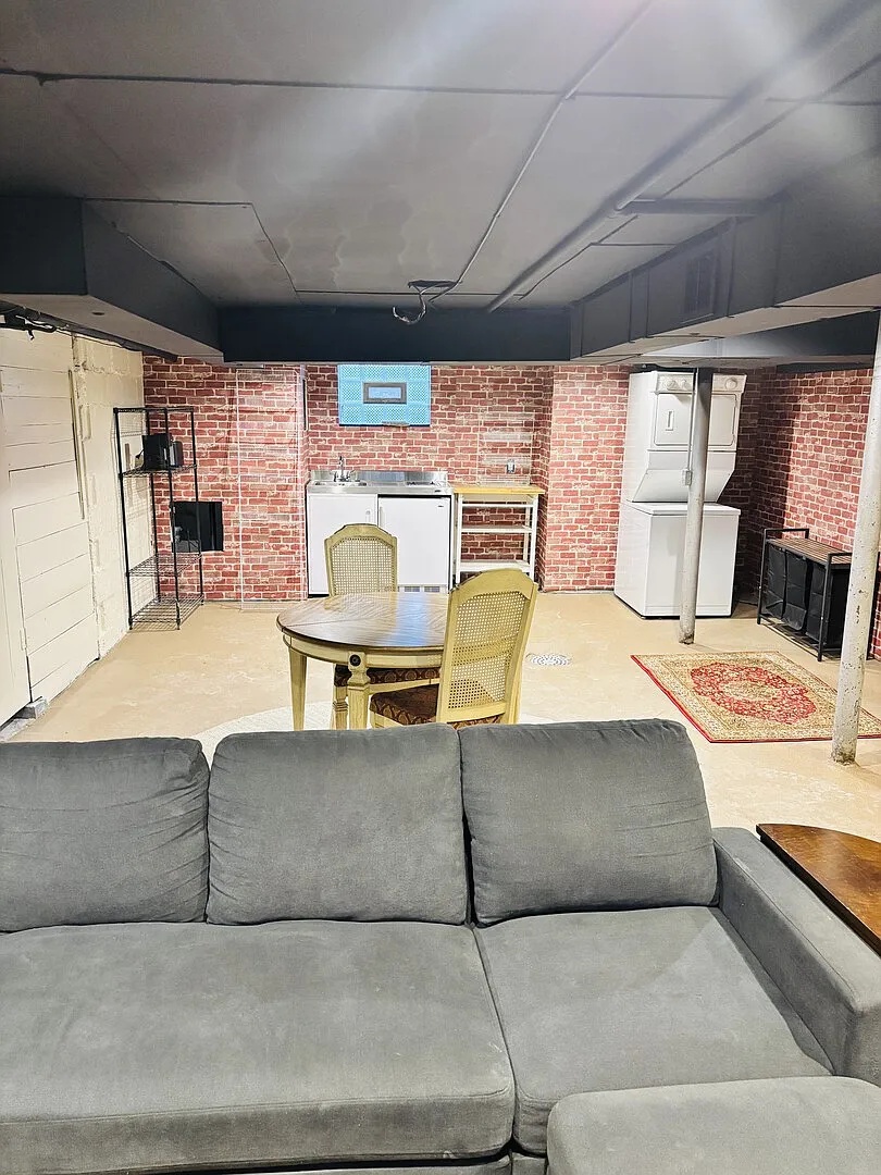 Cozy Rustic Apartment — Photo 1
