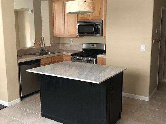 4th image of 3010 Sierra View Cir