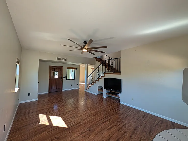 10020 E Walnut Tree Dr — Photo 5