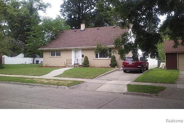1st image of 24034 Meadowlark Ave