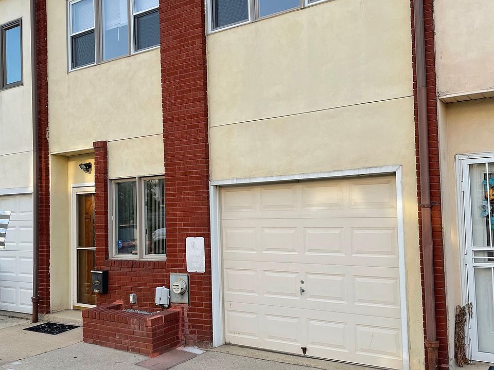1st image of 2604 S Darien St