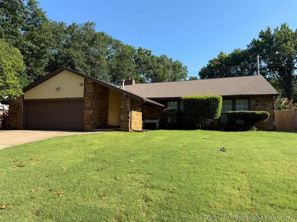 5935 E 79th St, Tulsa, OK 74136
