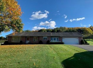 2 Green St, Richfield, PA 17086