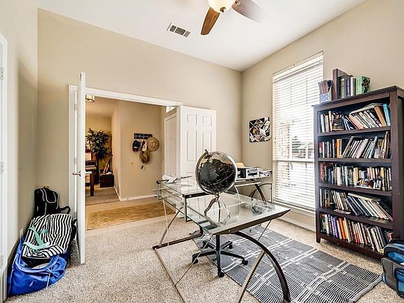 3rd image of 8749 Shavano Dr