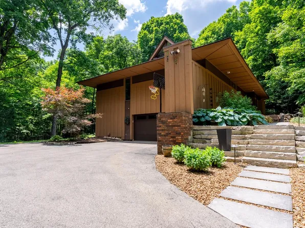 1837 Candlewood LANE, Richfield, WI 53076