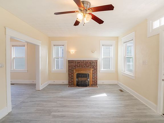 4th image of 1618 McDaniel St