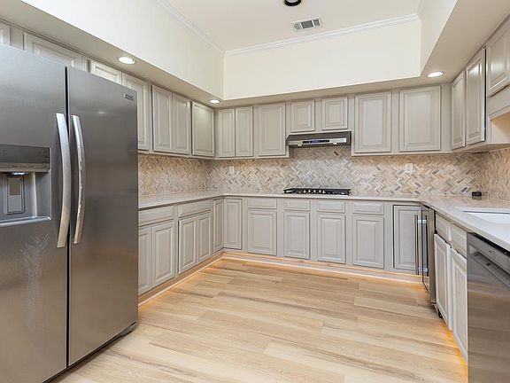 5th image of 4745 Aynsley Dr
