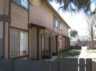 205 W Ash St APT B, Taft, CA 93268