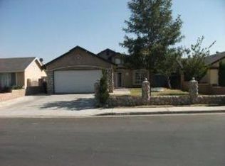 14251 Parkview Dr, Fontana, CA 92337