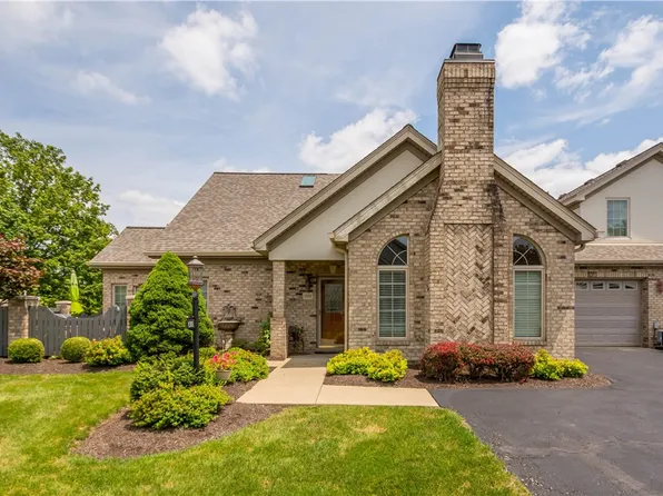 1301 Cherry Hill Dr, Presto, PA 15142